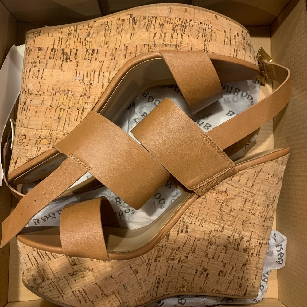 Brown Wedges